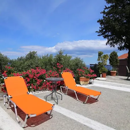 -grand House Tassos- * Katastárion